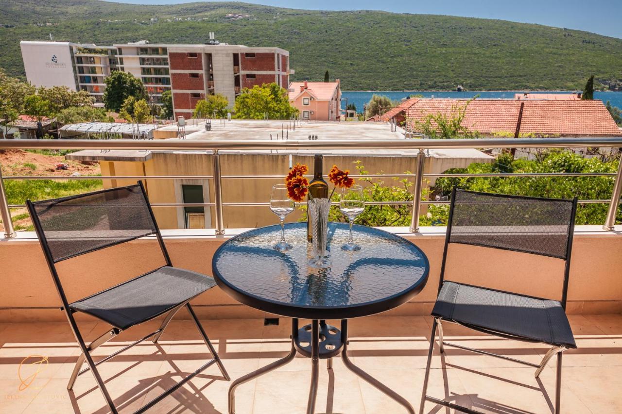 Apartments Ruzmarin Herceg Novi Exterior photo